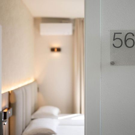 Hotel Riviera Panoramic Green Resort 리몬네술가르다 외부 사진