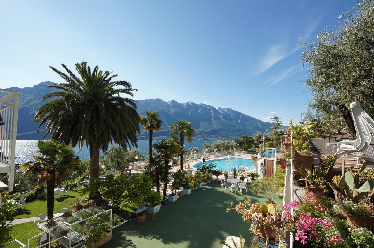 Hotel Riviera Panoramic Green Resort 리몬네술가르다 외부 사진
